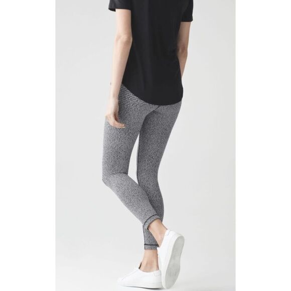 LULULEMON ATHLETICA High Times 7/8 Pant Size 4 - Picture 2 of 6